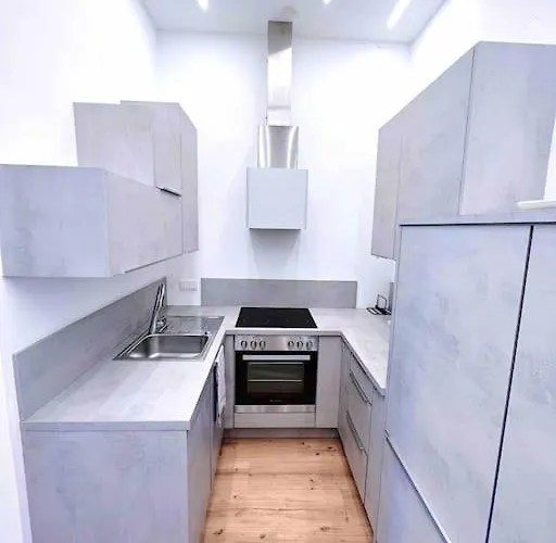 Inner City Design Loft Апартаменты